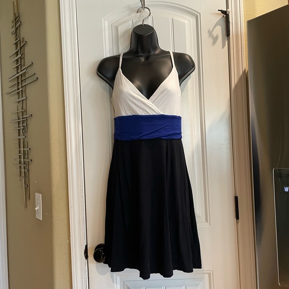 Express Colorblock Dress - Picture 1 of 5
